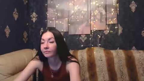 Snapshot of emmagoldx chatting on 12/29/24, 08:48 EmmaGoldX online show from 12/29/24, 08:48