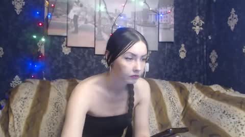 Snapshot of emmagoldx chatting on 02/27/25, 10:26 EmmaGoldX online show from 02/27/25, 10:26