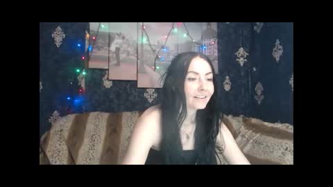 Snapshot of emmagoldx chatting on 03/01/25, 08:13 EmmaGoldX online show from 03/01/25, 08:13