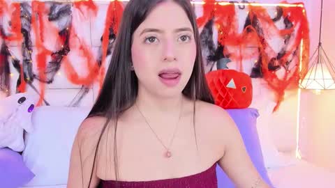 Emma  online show from 10/17/25, 07:16