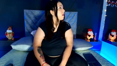  Emma  online show from 12/31/24, 03:45