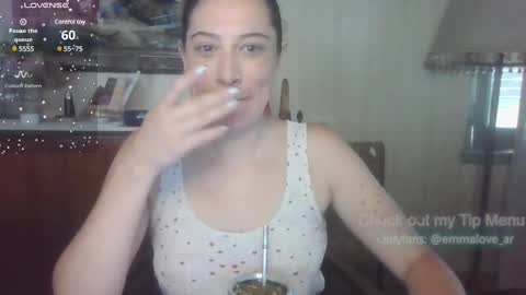 Snapshot of emmalove_ar chatting on 01/03/25, 02:19 emmalove_ar online show from 01/03/25, 02:19