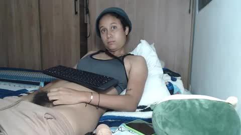 Snapshot of emmasweet95 chatting on 12/30/24, 11:49 emmasweet95 online show from 12/30/24, 11:49