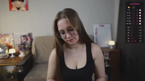 Mia online show from 11/04/25, 03:11