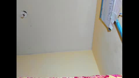 Snapshot of emmawuilian chatting on 01/30/25, 12:59 hi im emmalina welcome to your happy place online show from 01/30/25, 12:59