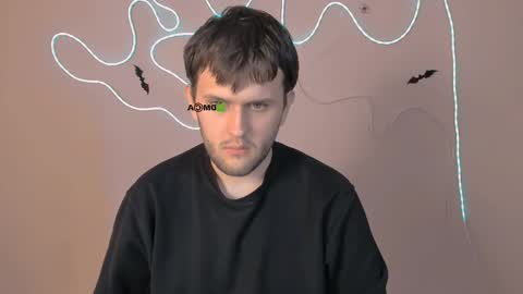 Snapshot of emmet_storm chatting on 10/29/25, 09:55 Emmet online show from 10/29/25, 09:55