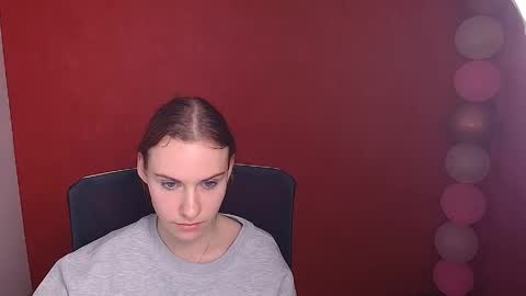 Emmi online show from 02/21/25, 03:43