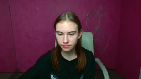 Emmi online show from 03/10/25, 01:45