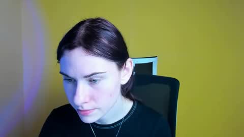 Emmi online show from 03/12/25, 12:15