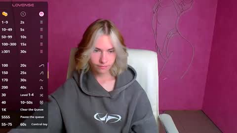 Emmi online show from 09/26/25, 06:06