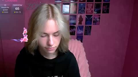 Emmi online show from 10/19/25, 05:30