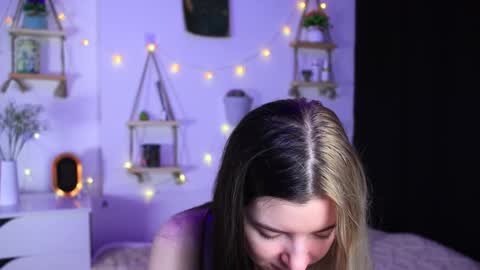 emmie_everly online show from 10/10/25, 07:13