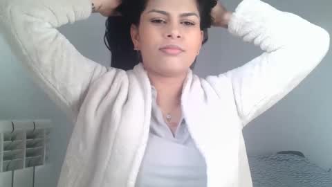 emmie online show from 12/18/24, 10:19