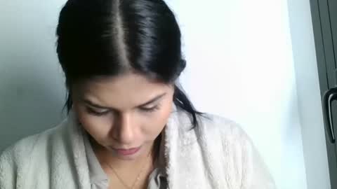 emmie online show from 02/10/25, 01:44