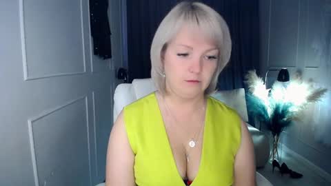 emmmam online show from 10/07/25, 07:49