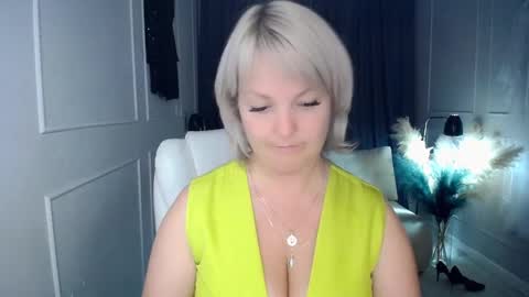 emmmam online show from 10/07/25, 07:55