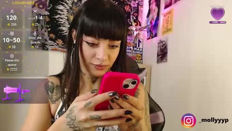 Snapshot of emmy_desirelle chatting on 11/08/25, 10:48 Emmy online show from 11/08/25, 10:48