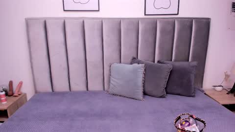 Snapshot of emmy_turnner chatting on 10/06/25, 12:02 Emily Laila online show from 10/06/25, 12:02
