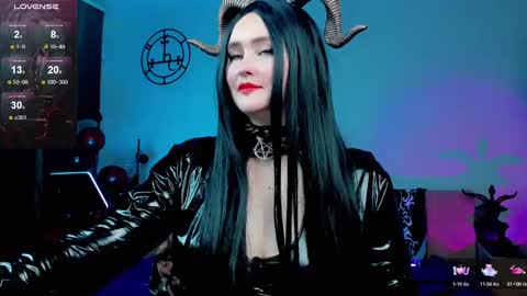 Emmy Bright     50  online show from 02/21/25, 01:44