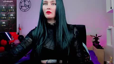 Emmy Bright     50  online show from 03/01/25, 07:30