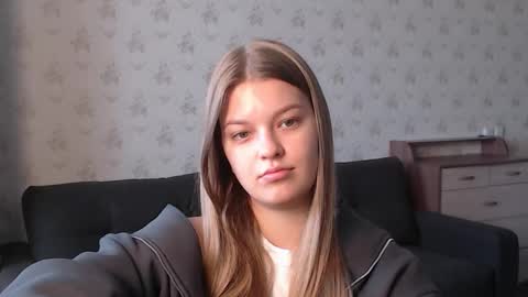 EmySway online show from 10/10/25, 07:29