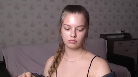 EmySway online show from 11/22/25, 11:31