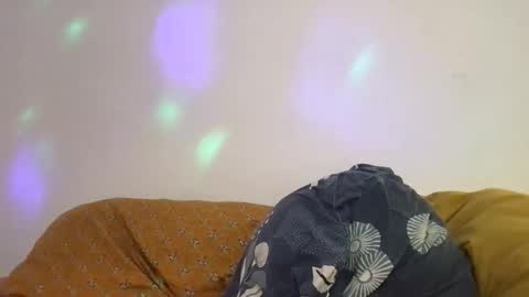 Snapshot of enerjizzer chatting on 09/18/25, 08:44 3from Desire online show from 09/18/25, 08:44