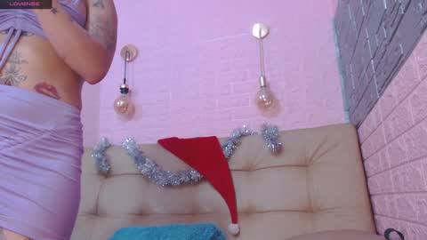 Snapshot of engel_devil chatting on 12/23/24, 12:30 Engel online show from 12/23/24, 12:30