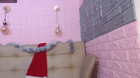 Snapshot of engel_devil chatting on 12/27/24, 11:17 Engel online show from 12/27/24, 11:17