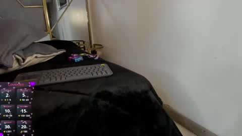 Snapshot of engelth_ chatting on 10/10/25, 02:49 Engelth online show from 10/10/25, 02:49