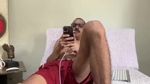 Snapshot of enjoythetrip chatting on 12/17/24, 12:00 Luke online show from 12/17/24, 12:00