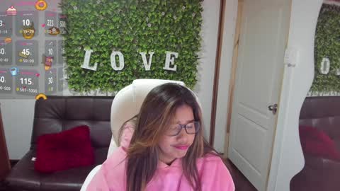 Enma clark online show from 12/04/24, 07:17