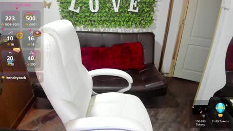 Enma clark online show from 01/31/25, 12:06