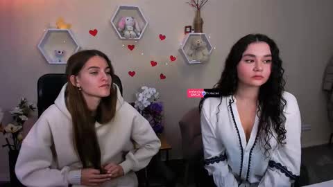 Snapshot of enny_mrr chatting on 02/27/25, 12:56 enny_mrr online show from 02/27/25, 12:56