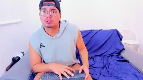 Snapshot of enrique_villa23 chatting on 02/13/25, 03:56 enrique online show from 02/13/25, 03:56