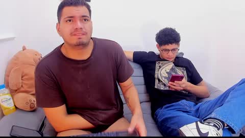 Snapshot of enrique_villa23 chatting on 02/15/25, 01:05 enrique online show from 02/15/25, 01:05