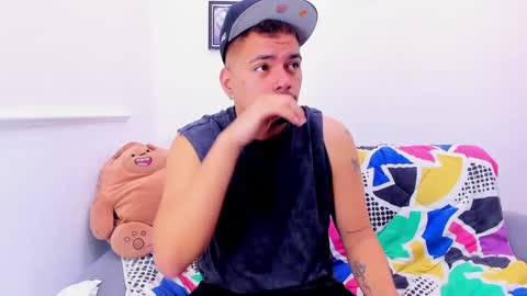 Snapshot of enrique_villa23 chatting on 03/09/25, 12:09 enrique online show from 03/09/25, 12:09