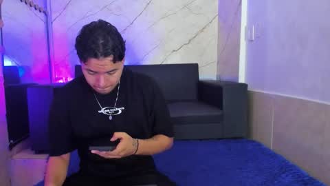 Snapshot of enrique_villa23 chatting on 09/11/25, 11:54 enrique online show from 09/11/25, 11:54