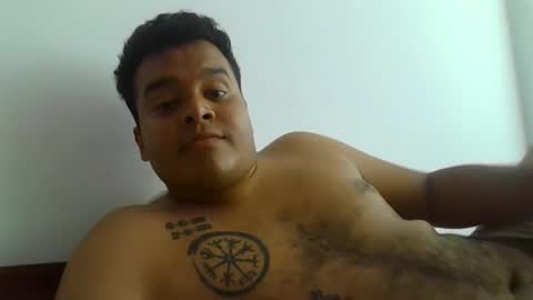 enriqueg15 online show from 12/19/24, 06:45