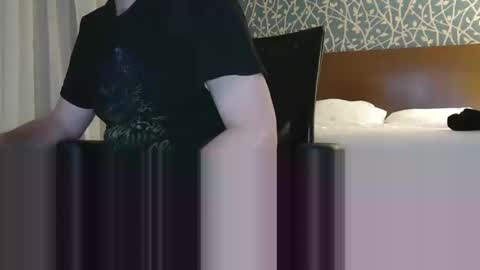 Snapshot of enthusiest chatting on 09/09/25, 02:33 Enthusiest online show from 09/09/25, 02:33