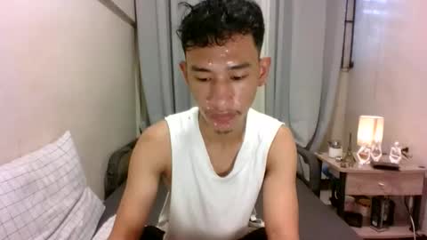 Snapshot of enzinoxx2024 chatting on 09/15/25, 03:17 enzo online show from 09/15/25, 03:17