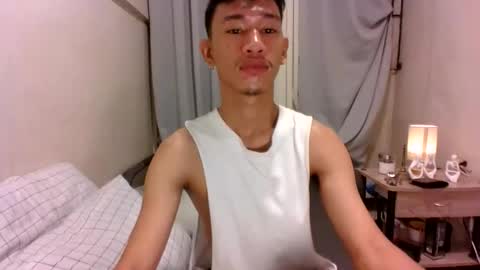 Snapshot of enzinoxx2024 chatting on 09/16/25, 12:17 enzo online show from 09/16/25, 12:17