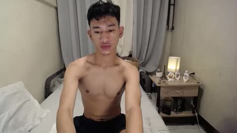 Snapshot of enzinoxx2024 chatting on 09/21/25, 09:55 enzo online show from 09/21/25, 09:55