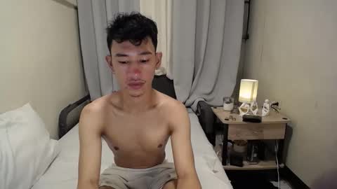 Snapshot of enzinoxx2024 chatting on 09/26/25, 05:28 enzo online show from 09/26/25, 05:28