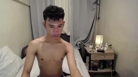 Snapshot of enzinoxx2024 chatting on 09/28/25, 01:33 enzo online show from 09/28/25, 01:33