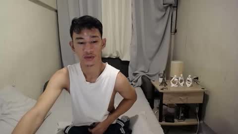 Snapshot of enzinoxx2024 chatting on 10/01/25, 04:24 enzo online show from 10/01/25, 04:24