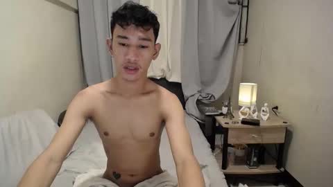 Snapshot of enzinoxx2024 chatting on 10/04/25, 07:01 enzo online show from 10/04/25, 07:01