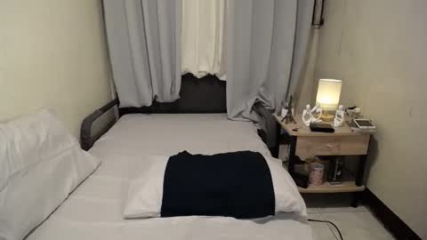 Snapshot of enzinoxx2024 chatting on 10/14/25, 10:49 enzo online show from 10/14/25, 10:49