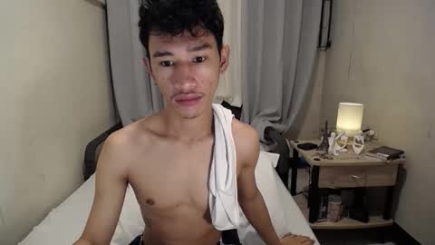 Snapshot of enzinoxx2024 chatting on 11/05/25, 10:54 enzo online show from 11/05/25, 10:54