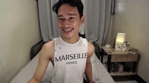 Snapshot of enzinoxx2024 chatting on 11/12/25, 10:41 enzo online show from 11/12/25, 10:41